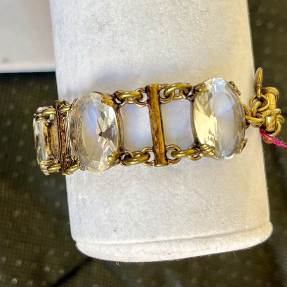 J. Crew vintage style large crystal bracelet. - Picture 3 of 7